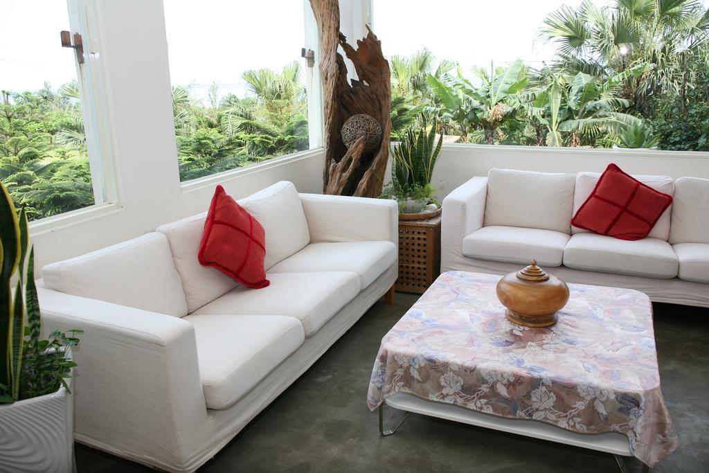 The Blue Lagoon B&B Phong Tân Ngoại thất bức ảnh